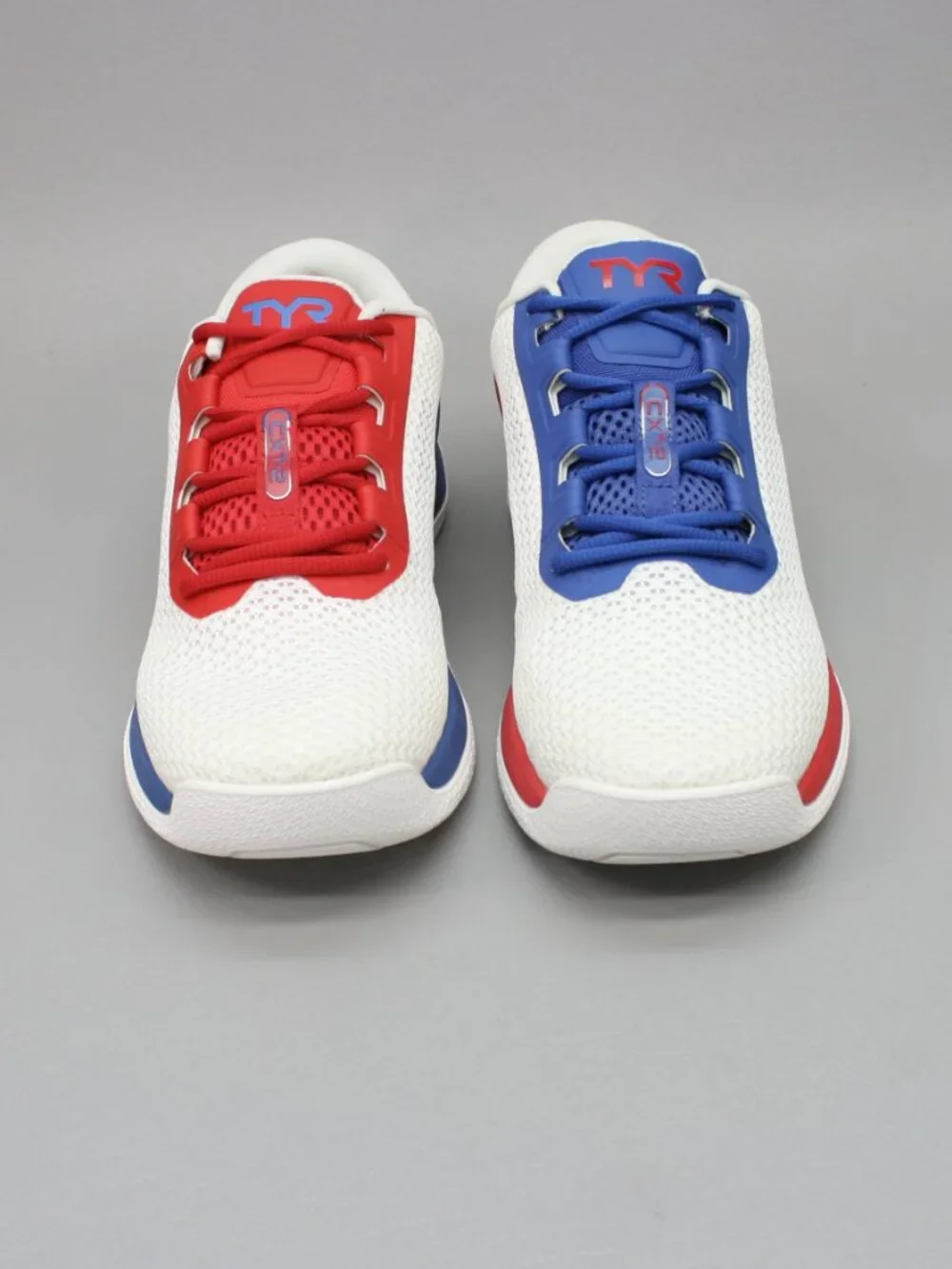 TYR Ladies 8 (men's 6.5) CXT-2 Trainer Red White Blue Mesh Gym Training Sneakers